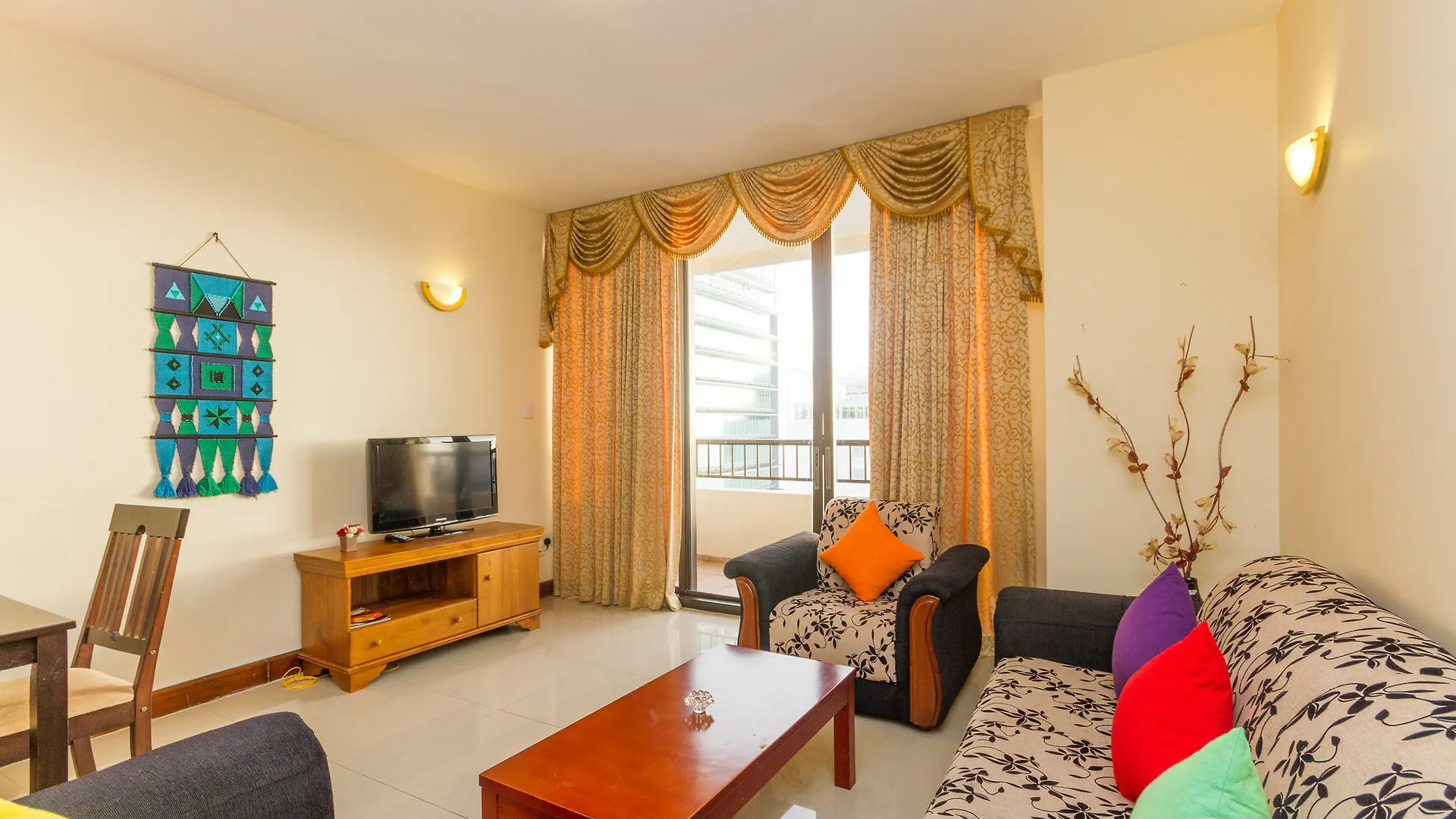 דירות קולומבו Crescat Residencies