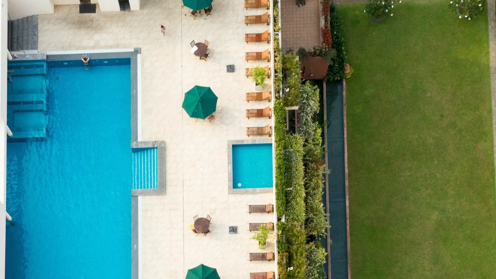 דירות קולומבו Crescat Residencies
