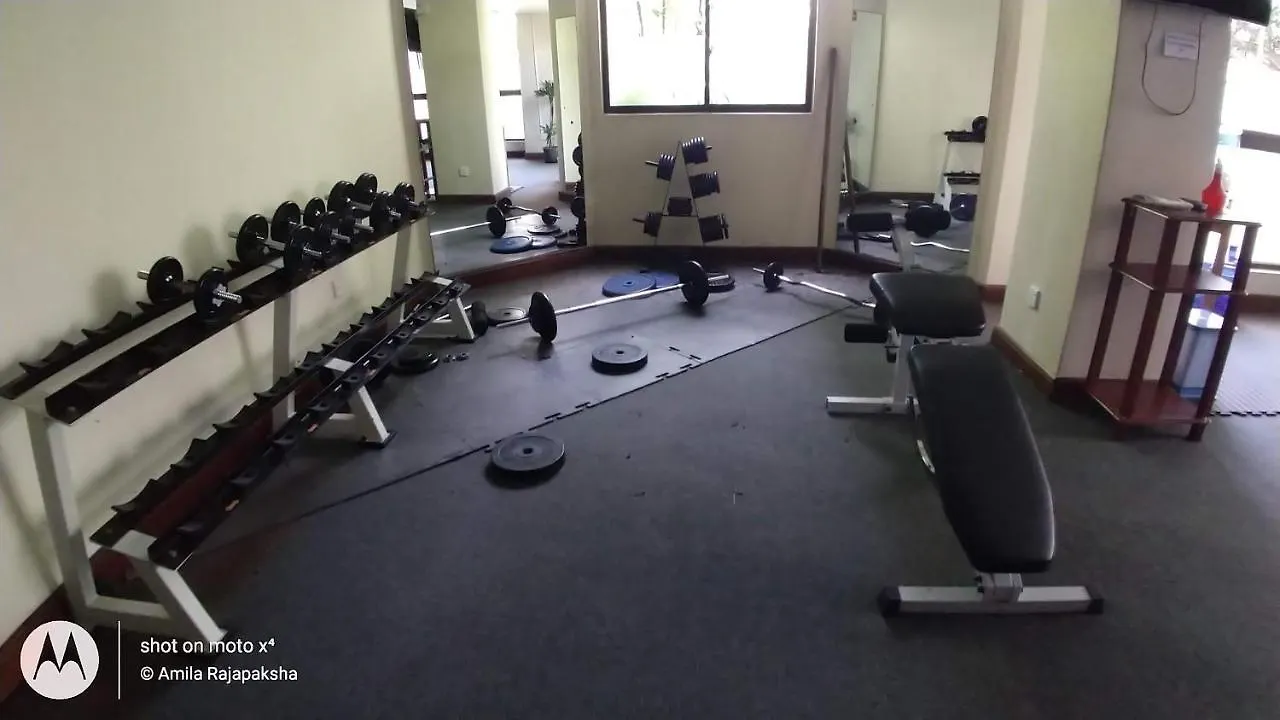 דירות קולומבו Crescat Residencies